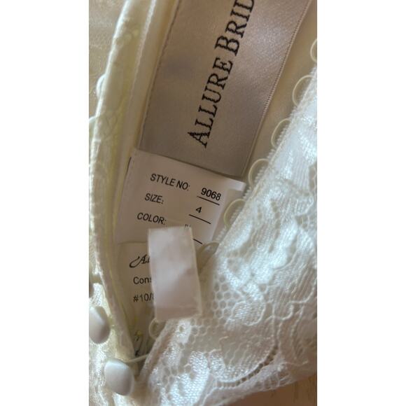 Allure Bridal Style 9068 Mermaid Style Sheer Back Lace Gown Ivory Size 4 - Picture 11 of 11